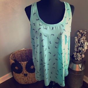 Women’s Loft Top